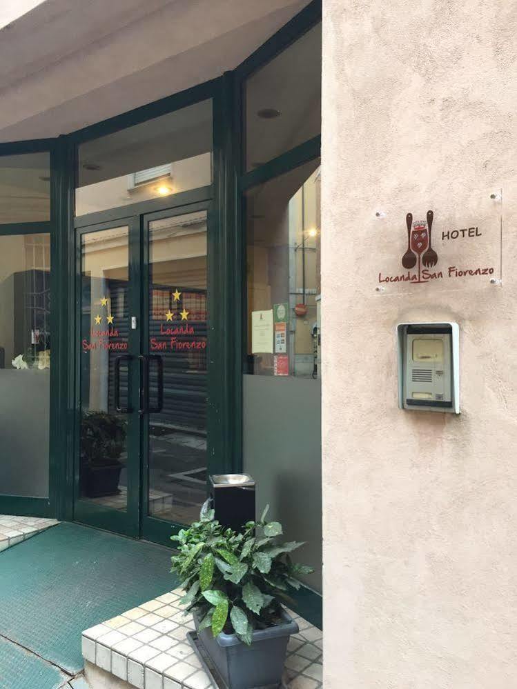 Locanda San Fiorenzo Fiorenzuola dʼArda Buitenkant foto